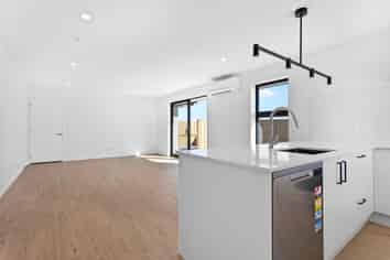 33 Longfields Road, Lincoln