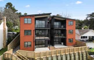 3/12 Ruakiwi Road, Hamilton Lake