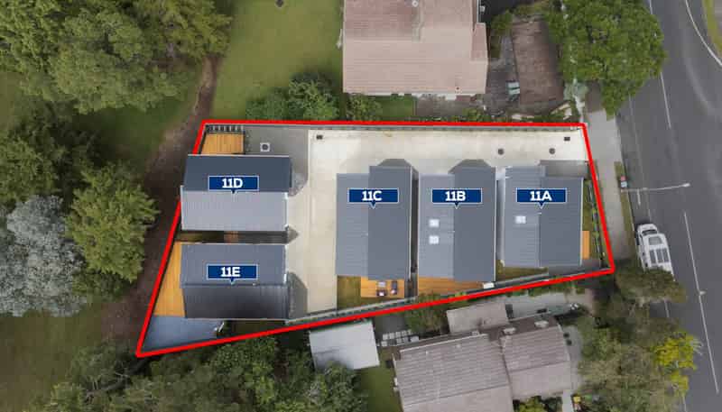 11C Norman Lesser Drive, Saint Johns