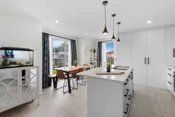 25 Arabella Crescent, Yaldhurst