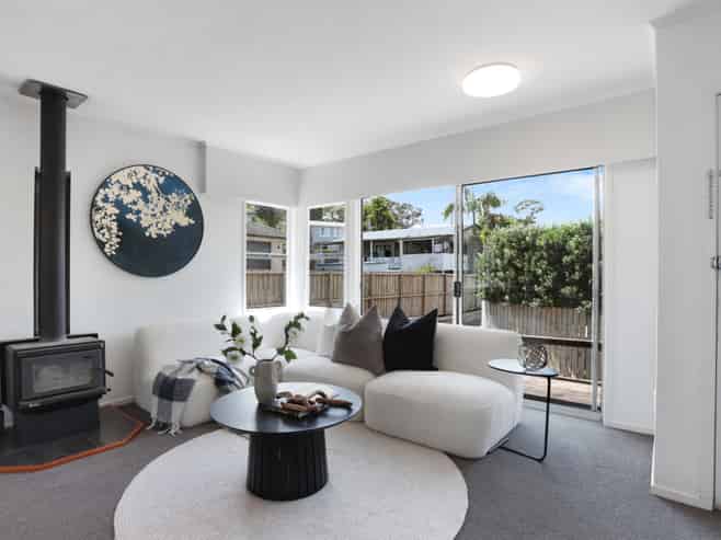 19A Atkinson Road, Titirangi