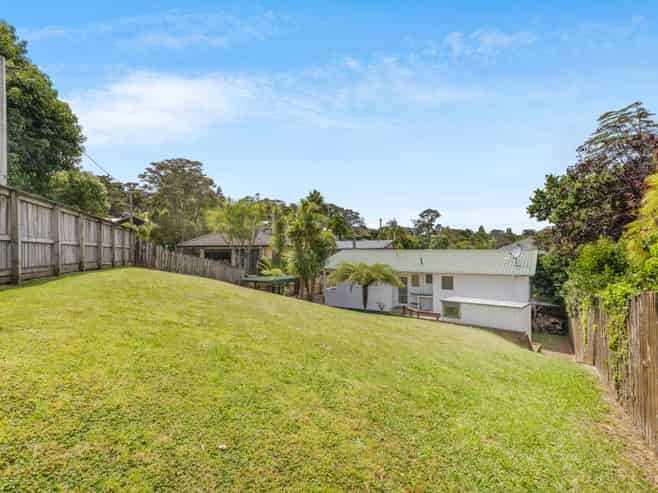 19A Atkinson Road, Titirangi