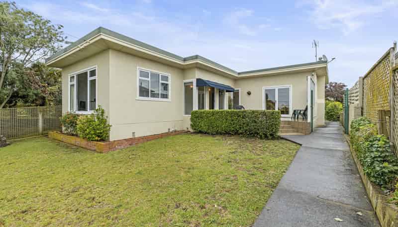 141 Carlton Avenue, Springvale