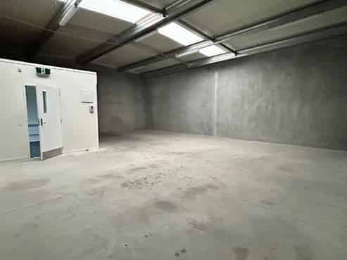 Quality Versatile Warehouse