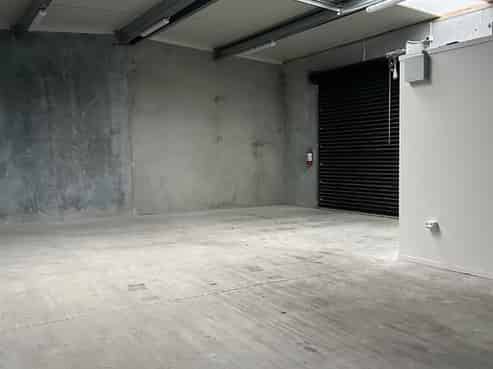 Quality Versatile Warehouse