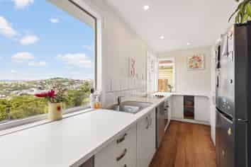 98 Ironside Road, Johnsonville