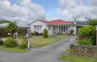 40 Wallace Street, Featherston