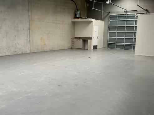 Modern 133sqm Industrial Unit