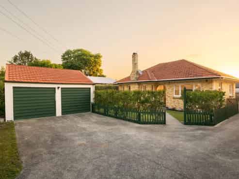 121 Galloway Street, Hamilton East