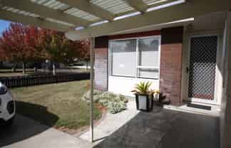 11 Newton Place, Westbrook