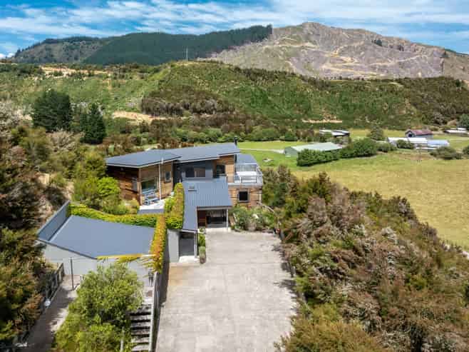 140 Leslies Road, Okaramio