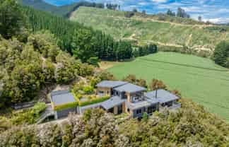 140 Leslies Road, Okaramio