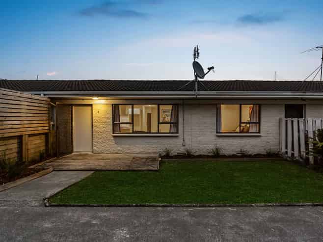 2/31 Bowater Place, Manurewa