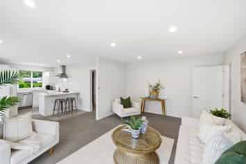 2B Gilbert Place, Sydenham