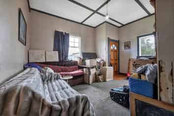 10 Clive Street, Hawera