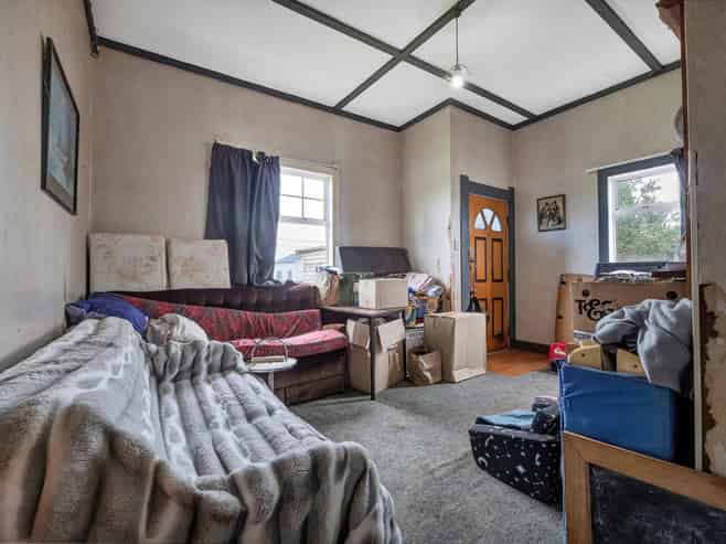 10 Clive Street, Hawera