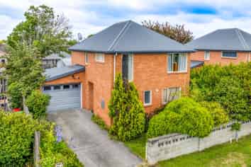 2B Broadbent Street, RICCARTON