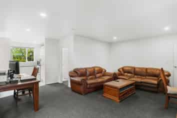 2B Broadbent Street, RICCARTON