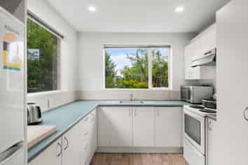 2B Broadbent Street, RICCARTON