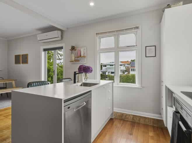 1 Ashley Street, Belleknowes