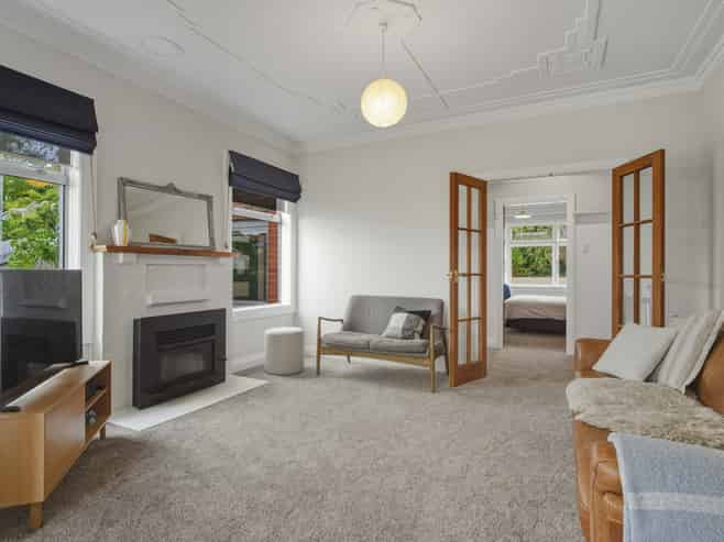 1 Ashley Street, Belleknowes