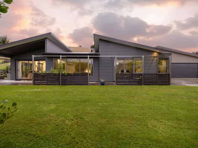 44 Springbank Grove, Lower Shotover