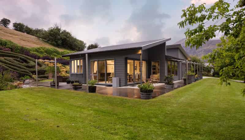 44 Springbank Grove, Lower Shotover