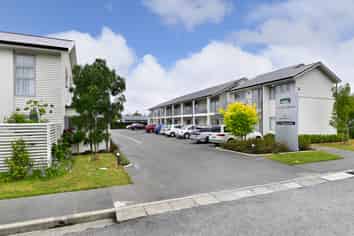 Rare and Lucrative Lease Opportunity