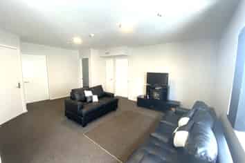 A/232 Main Road, Tawa