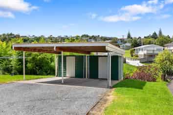 9A & B Canberra Place, Bellevue