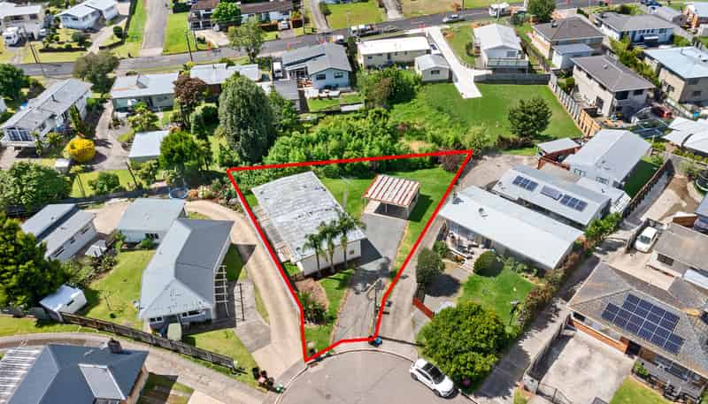 9A & B Canberra Place, Bellevue