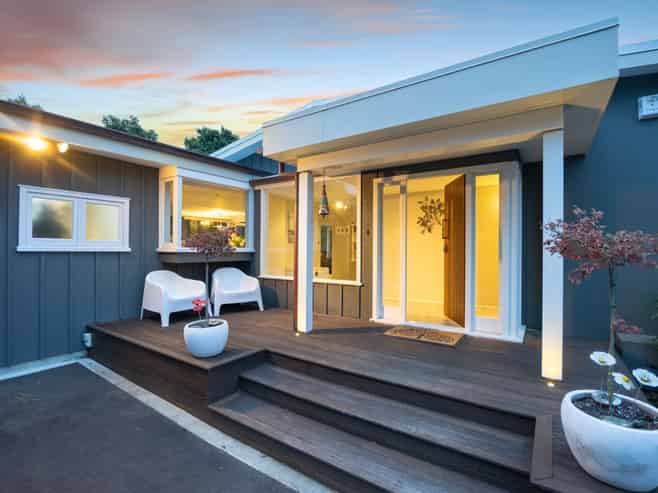 24 Moerangi Street, West End