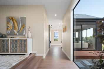 20 Awanui Road, Red Beach