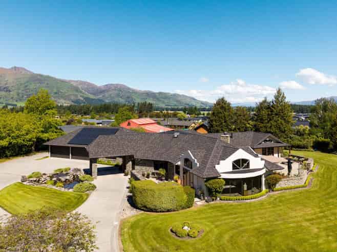 70 Nichol Street, Lake Hawea