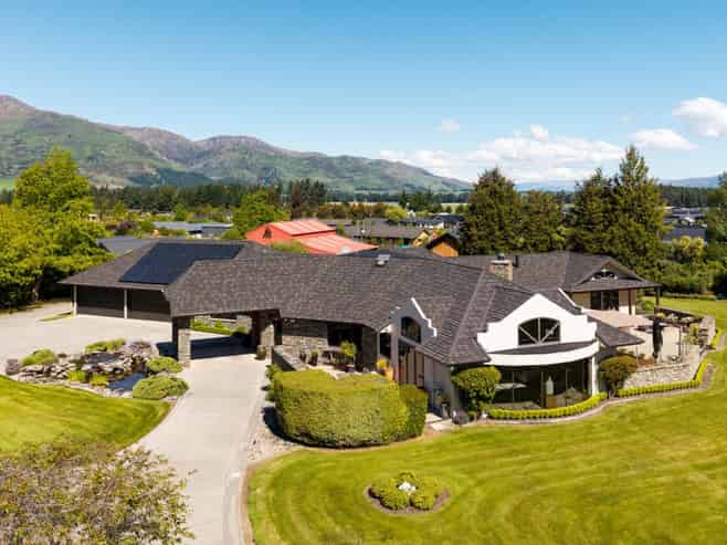 70 Nichol Street, Lake Hawea