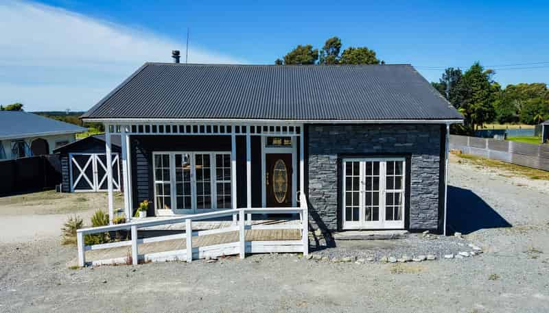 70 Moorhouse Street, Ross