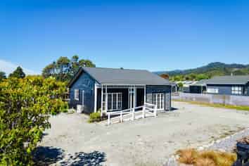 70 Moorhouse Street, Ross