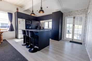 70 Moorhouse Street, Ross