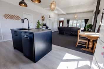 70 Moorhouse Street, Ross