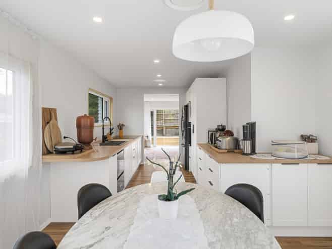 1 Wayne Place, Judea