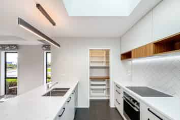 37 Prestons Park Dr, Marshland