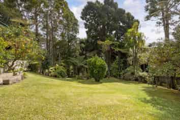 42 Rangiwai Road, Titirangi