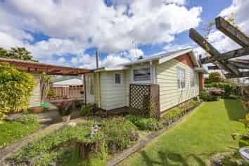 25 Margan Avenue, New Lynn