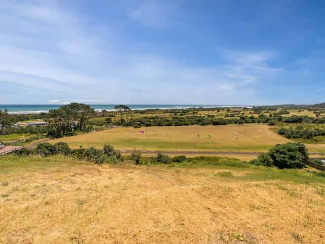 381 Motutara Road, Muriwai