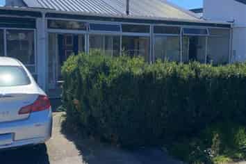 12a Davies Lane, New Plymouth