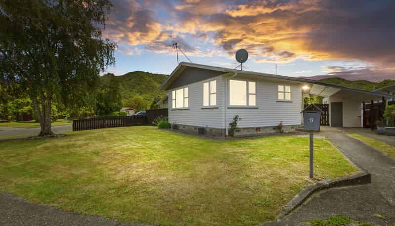 7 Kentucky Street, Totara Park