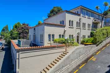 2/535 George Street, North Dunedin