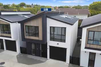 11A, B & E Norman Lesser Drive, Saint Johns