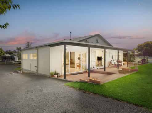 45 Bryant Road, Brightwater