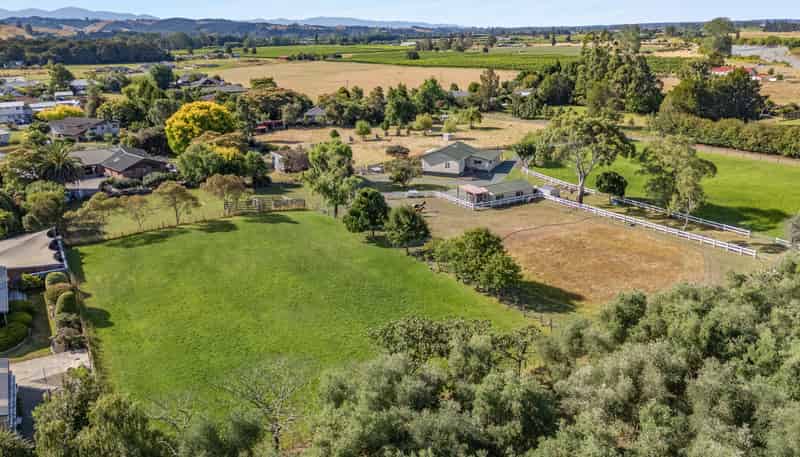 45 Bryant Road, Brightwater